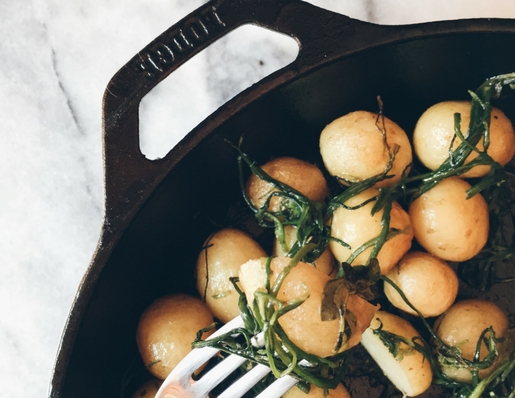 agretti in padella e patate novelle