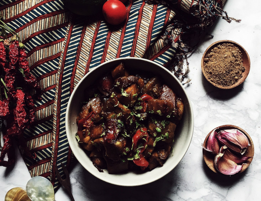 cucinare con il wok: tuwung goreng aka melanzane al wok alla balinese