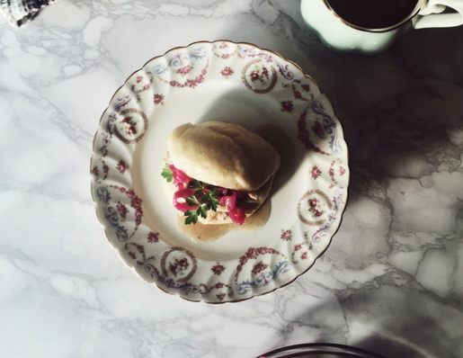 bao bun con pollo marinato in latte di anacardi