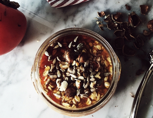 una ricetta di porridge senza latte e con cachi